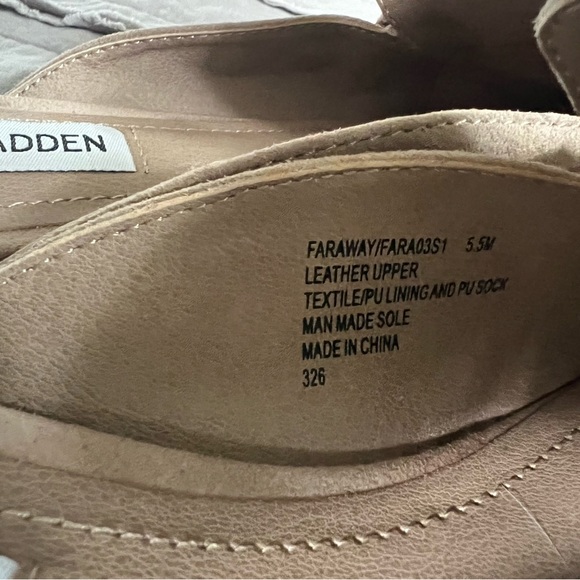 Size 5.5 Steve Madden Faraway Tan Suede Mules, gold hardware - Picture 6 of 6